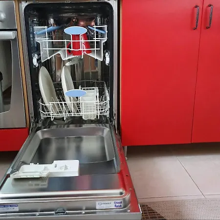 Semesterbostad Planinska Kuca Sa Dvoristem *